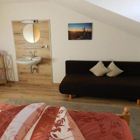 Gaestehaus Schmalzreich แลม ภายนอก รูปภาพ